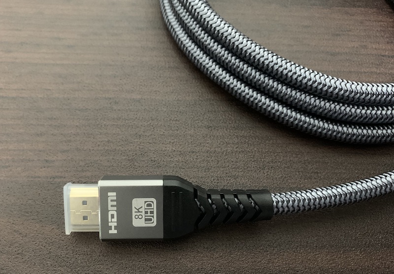 LVFANの8K60Hz 4K144Hz対応HDMI2.1ケーブルの端子部分（キャップ）