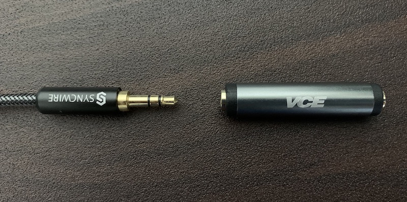 VCE 3.5mm ステレオミニプラグ 中継コネクタとオーディオケーブル