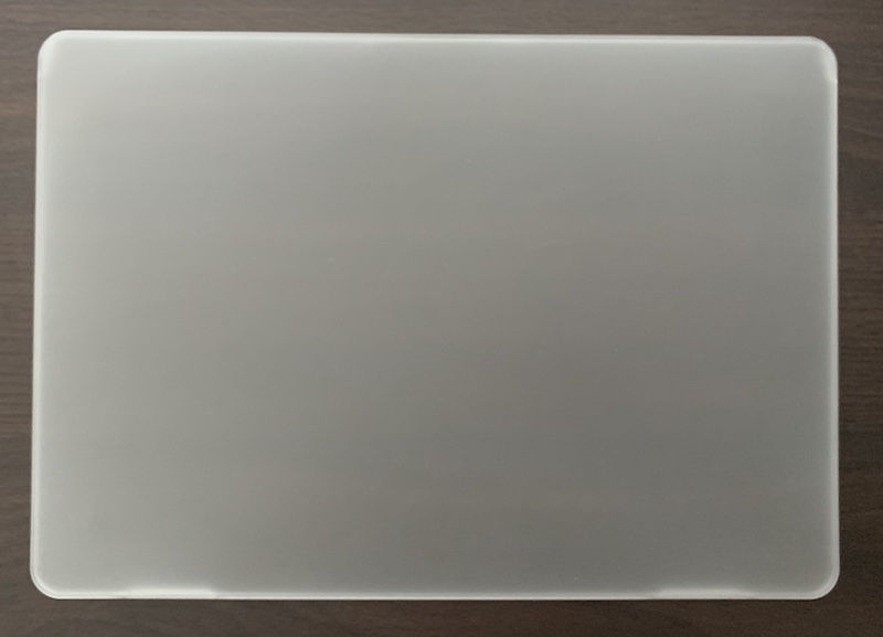 M1 MacBook Air用の薄型クリアケース（カバー）の天板用外側