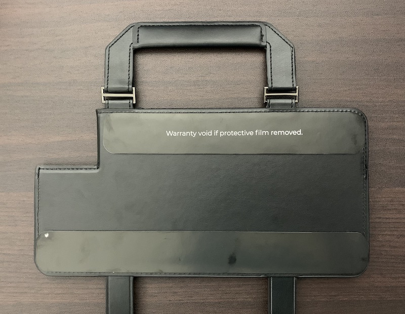 PITAKAの「FlipBook Case for iPad」を装着（天面の両面テープ）