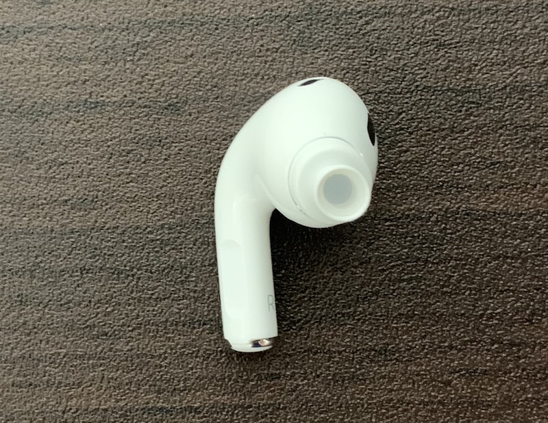 AirPods Pro2に「SpinFit CP1025」に付属のAirPodsPro専用アダプターを取り付け（取り付け後）