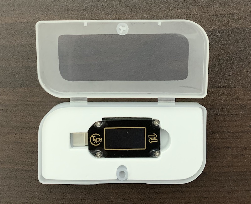 USB電力テスター「WINGONEER TC66」のケースと本体