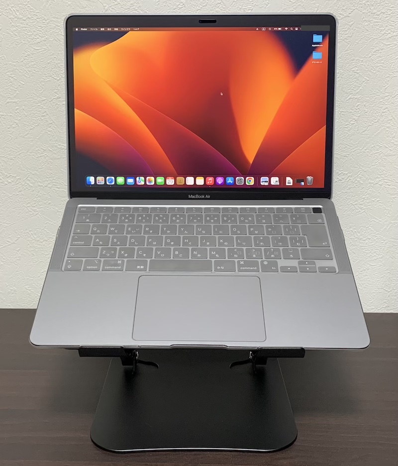 TOPESELのノートPC・タブレット用スタンドとMacbook