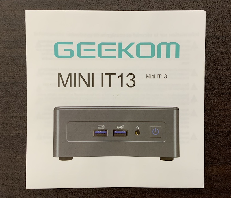 GEEKOMのミニPC「Mini IT13」の内容物（付属品）