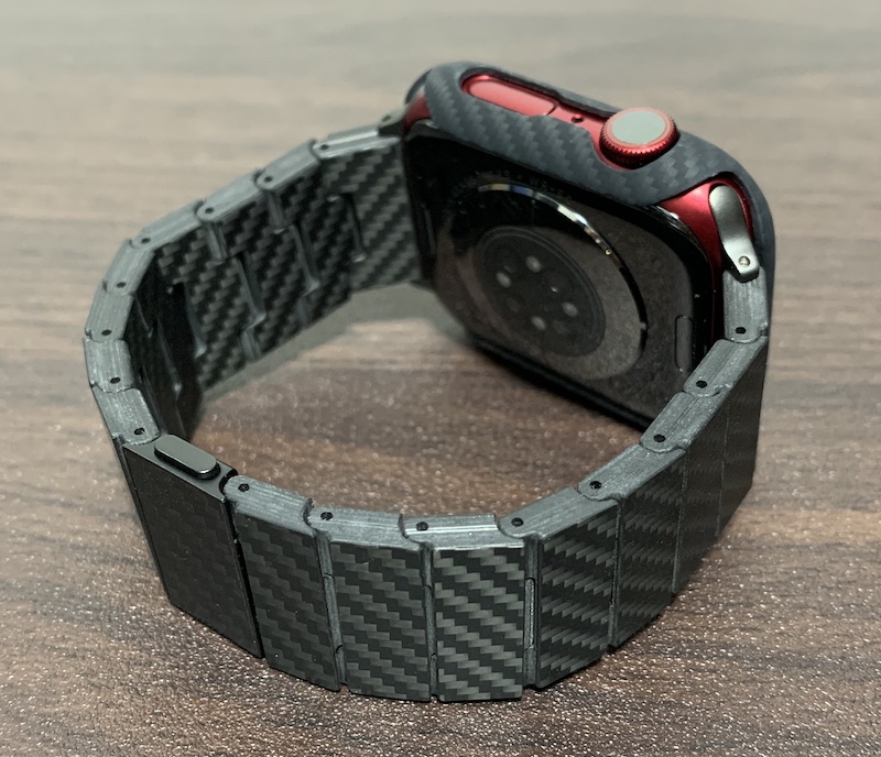 PITAKAの Apple Watch 45mmモデル対応ケース「Air Case」の外観