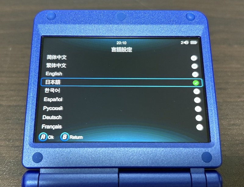 ゲームボーイアドバンス SPに似たANBERNICの携帯ゲーム機「RG 34XXSP」
